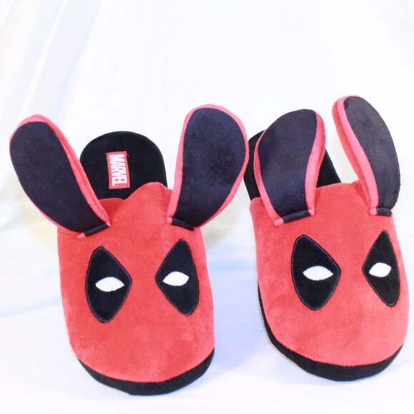 Marvel Size Women Large 9/10 Deadpool Bunny Ear Plush Slippers - Picture 1 of 10